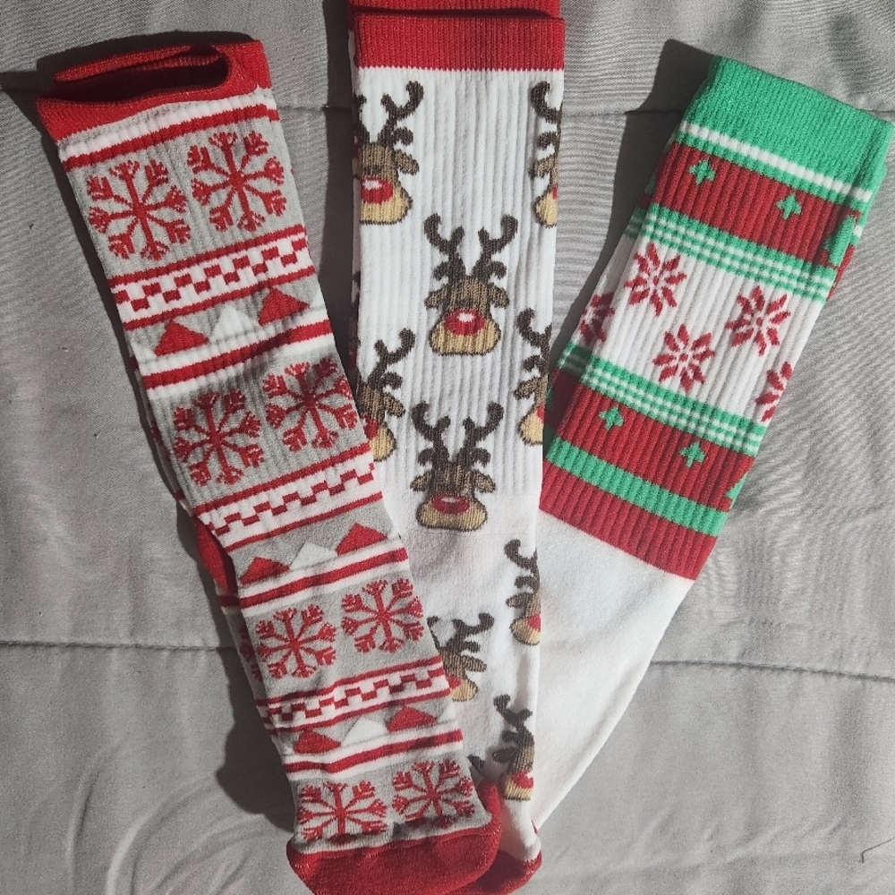 Festive Christmas Themed Men's Socks - Red, White, Green
